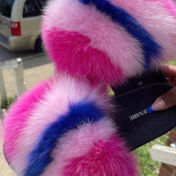 Lydia Pink & Navy Real Fur Custom Slides  sizes 10,10.5,11,12 - Picture 2 of 3